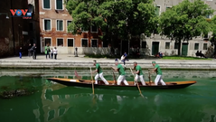 Italia tổ chức cuộc đua thuyền Vogalonga tại thành phố Venice