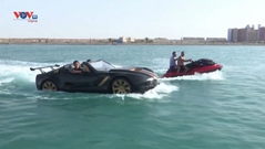 Ai Cập: Độc đáo xe ô tô đi trên mặt nước