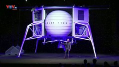 Tỷ phú Jeff Bezos sẵn sàng cho chuyến bay lịch sử vào không gian