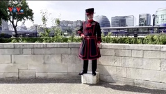 Tham quan Tháp London Anh cùng các Beefeaters