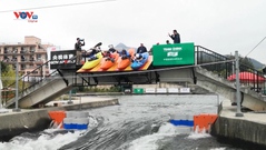 Trung Quốc: Chèo thuyền kayak trở thành môn thể thao phổ biến 