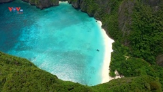 Thái Lan mở cửa trở lại bãi biển Maya nổi tiếng