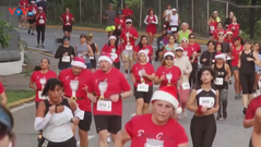 Venezuela: Hàng ngàn người tham gia cuộc chạy vui nhộn cùng ông già Noel