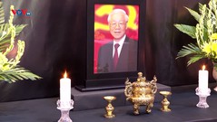 Thủ tướng Thái Lan viếng Tổng Bí thư Nguyễn Phú Trọng