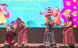 Đoàn múa dân gian Ấn Độ lưu diễn tại Việt Nam