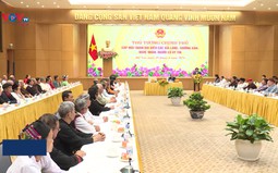 Thủ tướng Chính Phủ Phạm Minh Chính gặp mặt già làng, trưởng bản, nghệ nhân, người có uy tín