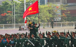 Hợp luyện các khối diễu binh Quân đội phục vụ lễ Kỷ niệm 70 năm Chiến thắng Điện Biên Phủ