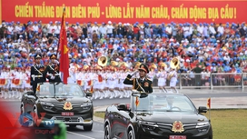 Chùm ảnh: Lễ diễu binh, diễu hành kỷ niệm 70 năm Chiến thắng Điện Biên Phủ