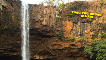 Ghé thăm thác Phú Cường (Gia Lai)