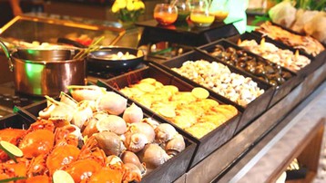 Những nhà hàng buffet trên thế giới phạt khách lãng phí đồ ăn thế nào?