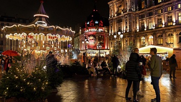Châu Âu đón Giáng sinh và Năm mới thế nào trong dịp phong tỏa?