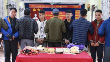 Lào Cai bắt nhóm đối tượng vận chuyển 30.000 viên ma túy tổng hợp