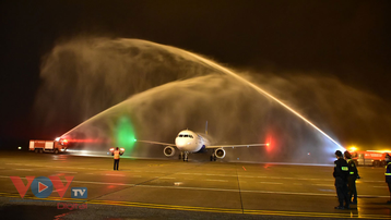 Tàu bay Vietravel Airlines lần đầu hạ cánh tại Cảng hàng không quốc tế Phú Bài 