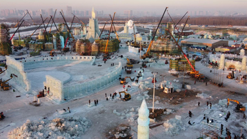 "Đảo băng" giữa Trung Quốc chuẩn bị cho lễ hội lớn nhất mùa đông