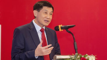 Ông Johnathan Hạnh Nguyễn muốn mở chuỗi cửa hàng miễn thuế dưới phố