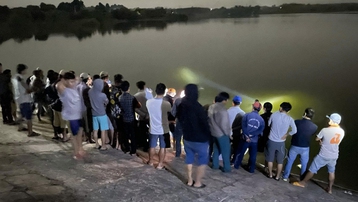 Tìm thấy thi thể người phụ nữ mất tích nổi tại hồ Đá Bàng