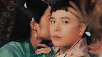 Trịnh Thăng Bình "khóa môi" trong teaser MV Bức Bình Phong
