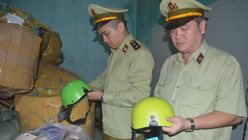 Phát hiện và thu giữ hơn 900 chiếc mũ bảo hiểm giả nhãn hiệu Nón Sơn tại Đà Nẵng
