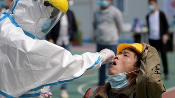 Ca nhiễm Covid-19 tăng kỷ lục, Hàn Quốc dự kiến tiêm vaccine từ tháng 4/2021