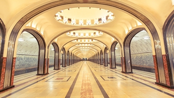 Khám phá nét đẹp tráng lệ của nhà ga metro ở Moskva