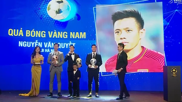 Quả bóng Vàng Việt Nam 2020 gọi tên Văn Quyết 