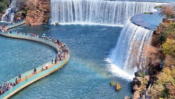 Trầm trồ tuyệt tác thác nước nhân tạo đẹp nhất Trung Quốc và lớn nhất châu Á