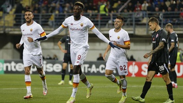 Kết quả Zorya 0-3 Roma: Roma xây chắc ngôi đầu bảng C