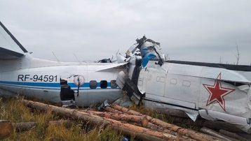 Nga lại rơi máy bay: Ít nhất 16 người thiệt mạng