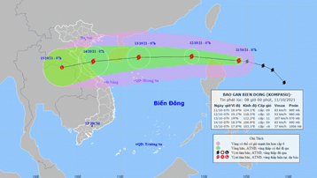Tin bão gần biển Đông: Bão Kompasu đang tiến vào Biển Đông với sức gió giật cấp 11