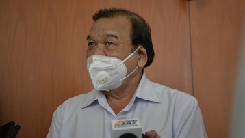 Giám đốc Sở LĐ-TB&XH TP.HCM Lê Minh Tấn lí giải về phát ngôn 'chưa có ai thiếu ăn, khốn khổ vì dịch'