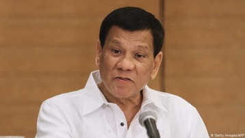 Tổng thống Philippines Duterte bất ngờ tuyên bố rút lui khỏi chính trường