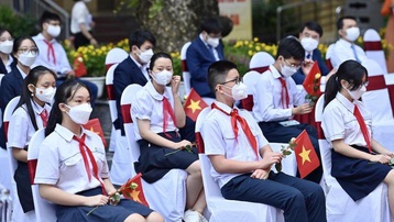 100% giáo viên Hà Nội phải tiêm vaccine COVID-19 trước khi học sinh đi học lại