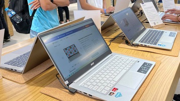 MacBook khan hàng, liên tục tăng giá tại Việt Nam