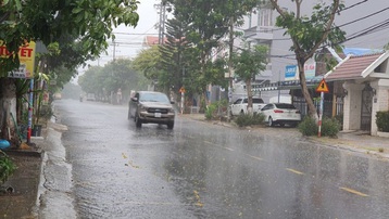 Thời tiết hôm nay: Mưa lớn ở khu vực Trung Bộ