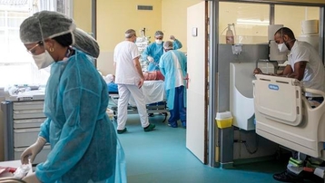 Số ca nhiễm Covid-19 tăng báo động tại Pháp