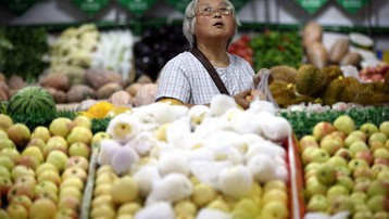 Lạm phát, thực phẩm đắt đỏ làm khó mâm cơm của người châu Á