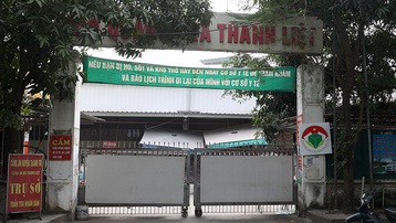 Chợ Quang (Hà Nội) đóng cửa do người bán gà mắc COVID-19, tiểu thương vẫn chủ quan
