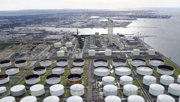 Nhật Bản xác nhận mở kho dự trữ dầu để đối phó tình trạng biến động giá nghiêm trọng