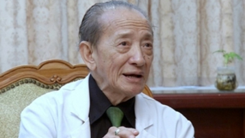 Giáo sư Nguyễn Tài Thu qua đời ở tuổi 90
