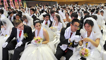Tỷ lệ kết hôn và suất sinh của Hàn Quốc giảm kỷ lục