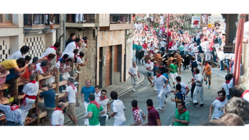 Tây Ban Nha hủy tổ chức lễ hội đua bò nổi tiếng