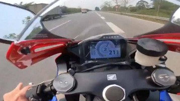 Đã xác định được xe máy chạy tốc độ gần 300 km/h trên Đại lộ Thăng Long