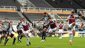 Kết quả Newcastle 1-1 Aston Villa: 'Chích chòe' tiến gần nhóm xuống hạng