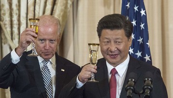 Ngoại trưởng Mỹ - Trung gặp gỡ: 'Đầu không xuôi, đuôi khó lọt'