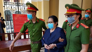 Ông Nguyễn Thành Tài không ký vào biên bản vụ bà Bạch Diệp làm náo loạn tòa