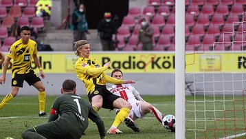 Kết quả Cologne 2-2 Dortmund: Haaland lập cú đúp, Dortmund may mắn thoát thua trước Cologne