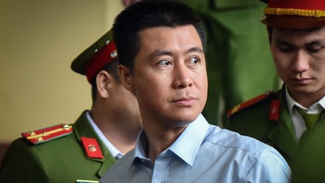 Đề nghị hủy 2 quyết định giảm án tù cho Phan Sào Nam