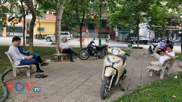 Hà Nội: Người dân Thủ đô chủ quan, lơ là phòng chống dịch Covid-19 trong kỳ nghỉ 30/4 - 1/5