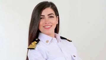 Nữ thuyền trưởng Ai Cập bị đổ vạ vụ mắc kẹt kênh đào Suez