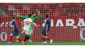 Kết quả Sevilla 1-0 Atletico: Báo động đỏ cho Rojiblanco